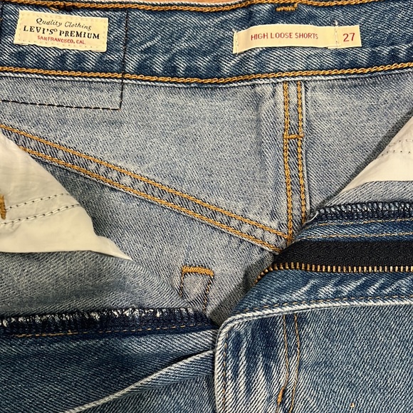 SOLD - Picture 2 of 11